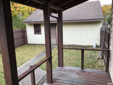 1515 S 1st St, Springfield, IL 62704 photo 3