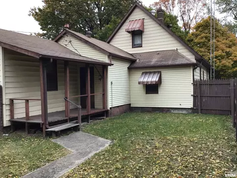 1515 S 1st St, Springfield, IL 62704 photo 2