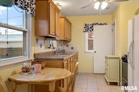 2108 N 22nd St, Springfield, IL 62702 photo 10