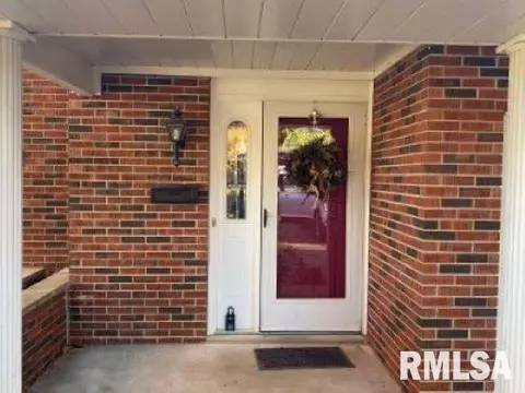 2324 Bates Ave, Springfield, IL 62704 photo 2