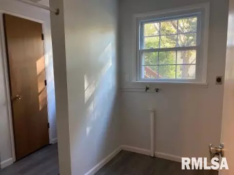 2324 Bates Ave, Springfield, IL 62704 photo 29