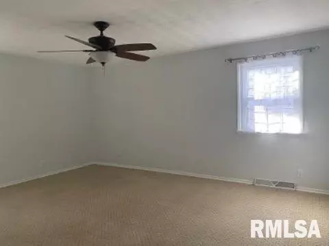 2324 Bates Ave, Springfield, IL 62704 photo 17