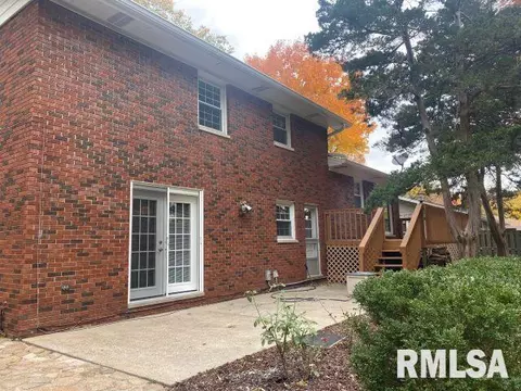 2324 Bates Ave, Springfield, IL 62704 photo 3