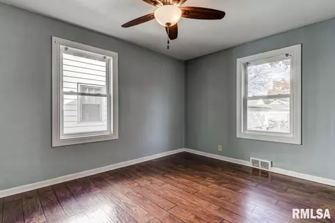 2324 S 8th St, Springfield, IL 62703 photo 15