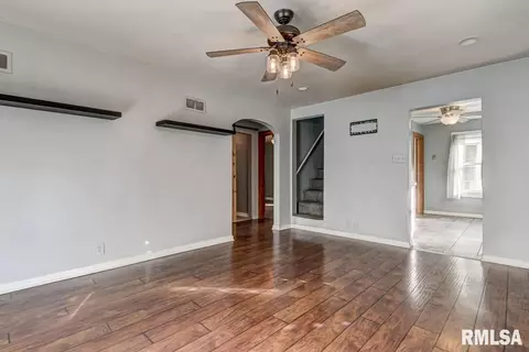 2324 S 8th St, Springfield, IL 62703 photo 5