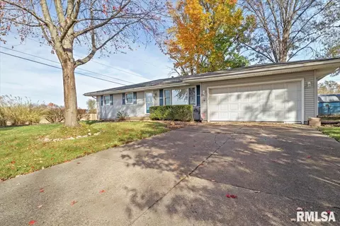 36 Ranger Dr, Springfield, IL 62702 photo 2