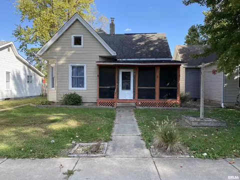 1040 Patton Ave, Springfield, IL 62702 photo 1
