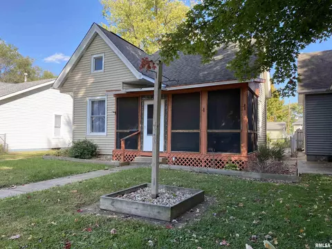 1040 Patton Ave, Springfield, IL 62702 photo 3