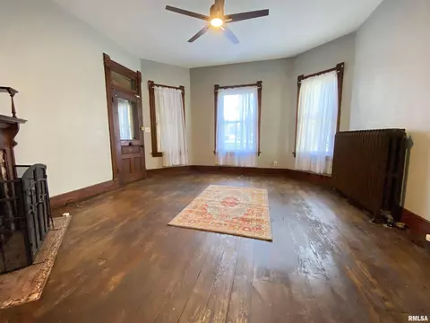 1040 Patton Ave, Springfield, IL 62702 photo 6