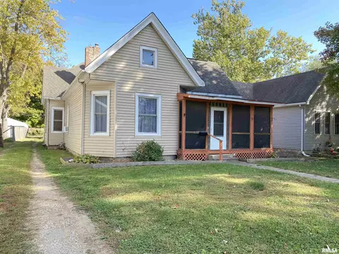1040 Patton Ave, Springfield, IL 62702 photo 2
