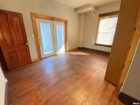 1040 Patton Ave, Springfield, IL 62702 photo 16