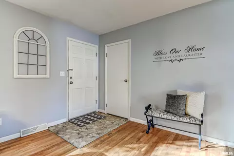 72 Foresters Ln, Springfield, IL 62704 photo 4