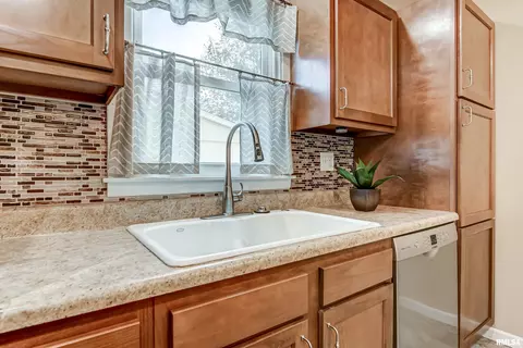 72 Foresters Ln, Springfield, IL 62704 photo 11