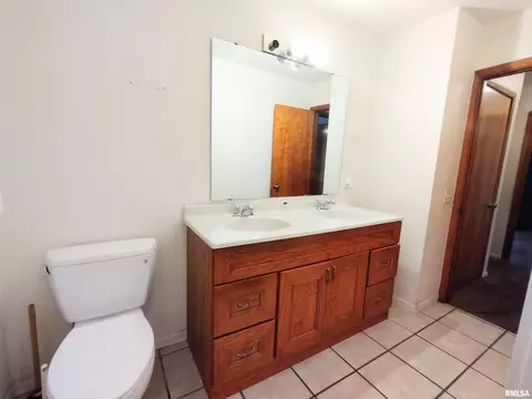 2339 Holmes Ave, Springfield, IL 62704 photo 15