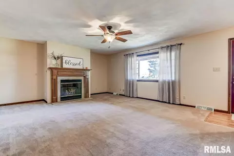 4115 S 3rd St, Springfield, IL 62703 photo 5