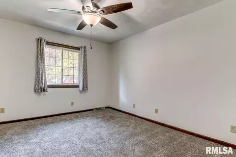 4115 S 3rd St, Springfield, IL 62703 photo 18