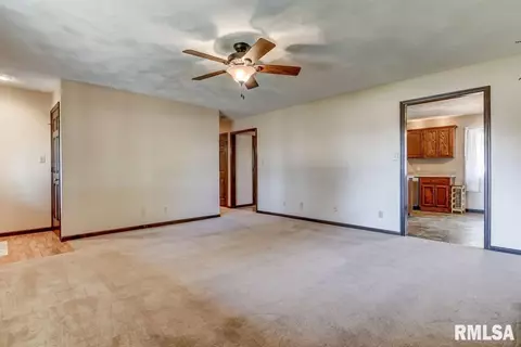 4115 S 3rd St, Springfield, IL 62703 photo 4