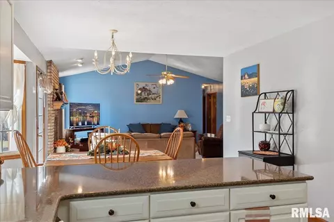 1408 Burning Bush Ct, Springfield, IL 62712 photo 19