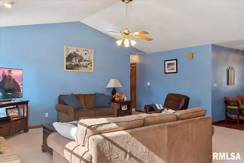 1408 Burning Bush Ct, Springfield, IL 62712 photo 10