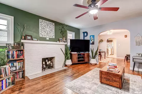 2112 Marland St, Springfield, IL 62702 photo 7