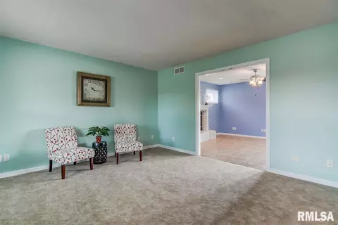 3408 Ginger Creek Dr, Springfield, IL 62711 photo 4