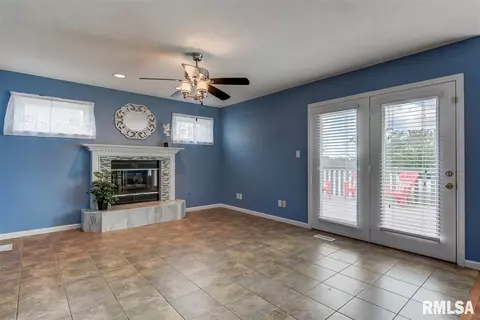 3408 Ginger Creek Dr, Springfield, IL 62711 photo 9