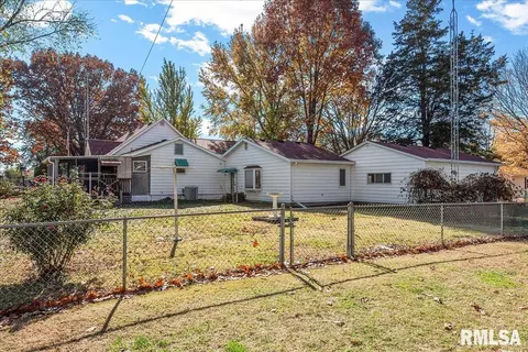 113 W Elm St, Thayer, IL 62689 photo 46