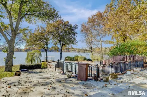37 Fairview Ln, Springfield, IL 62711 photo 4