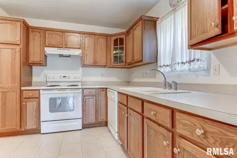 4008 Marryat Dr, Springfield, IL 62711 photo 13