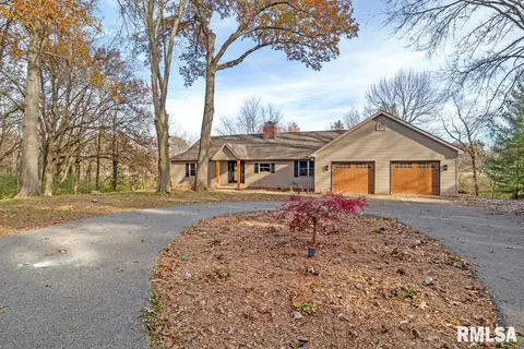 7 Fairview Ln, Springfield, IL 62711 photo 2