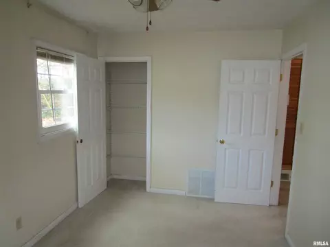 39 Bunn Dr, Springfield, IL 62703 photo 24
