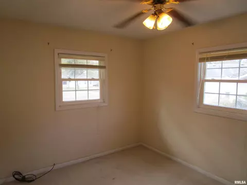 39 Bunn Dr, Springfield, IL 62703 photo 18