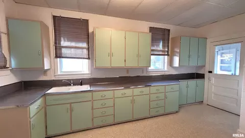 827 S Macarthur Blvd, Springfield, IL 62704 photo 21