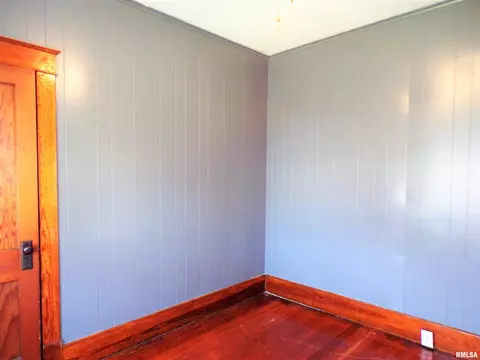 404 W Snyder St, Abingdon, IL 61410 photo 27