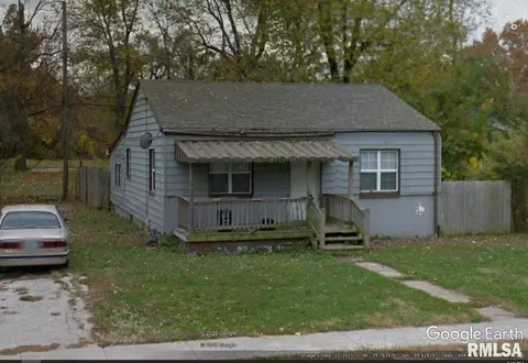 1928 E Spruce St, Springfield, IL 62703