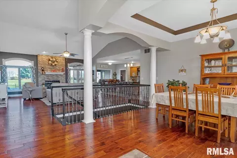 7616 Wentworth Dr, Springfield, IL 62711 photo 7