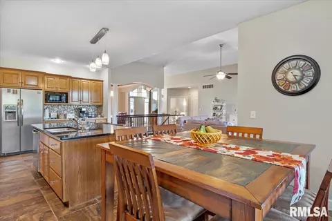 7616 Wentworth Dr, Springfield, IL 62711 photo 19