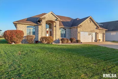 7616 Wentworth Dr, Springfield, IL 62711 photo 3