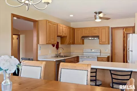 1401 Boxwood Ct, Springfield, IL 62712 photo 14