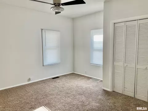 1343 N 4th St, Springfield, IL 62702 photo 11