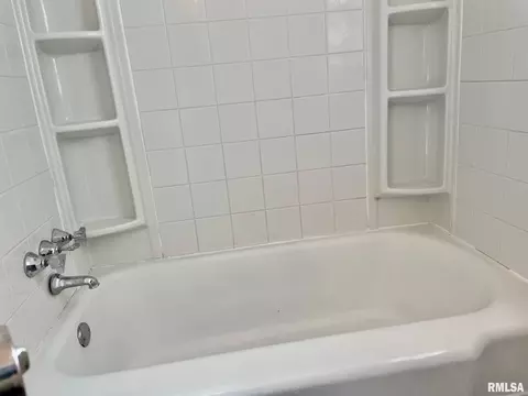 1343 N 4th St, Springfield, IL 62702 photo 8