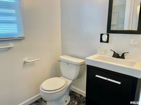 1343 N 4th St, Springfield, IL 62702 photo 7