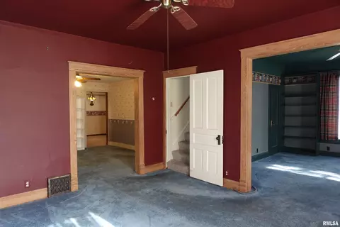 215 E Holmes St, Oneida, IL 61467 photo 36