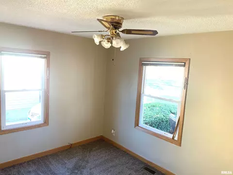 2633 S 4th St, Springfield, IL 62704 photo 7