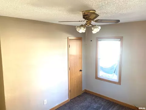 2633 S 4th St, Springfield, IL 62704 photo 8