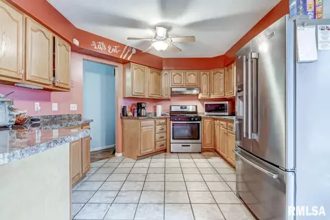 1417 N Stephens St, Springfield, IL 62702 photo 9