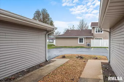 54 Brookside Pl, Springfield, IL 62704 photo 5