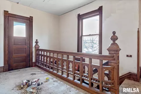 402 E Jefferson St, Mount Pulaski, IL 62548 photo 18