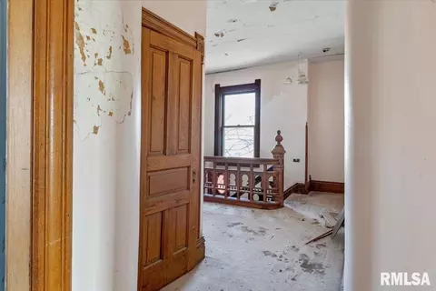 402 E Jefferson St, Mount Pulaski, IL 62548 photo 17