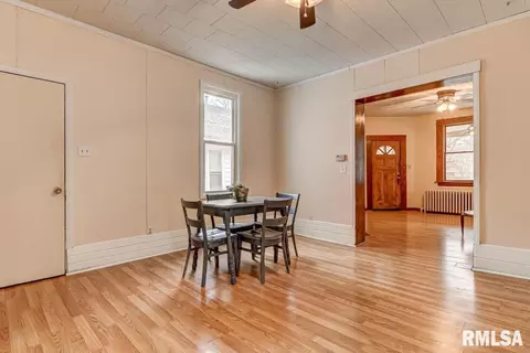 1030 N 3rd St, Springfield, IL 62702 photo 10
